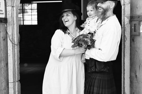 hochzeit-002128111764-C681-E1DC-C690-98862920DEB3.jpg