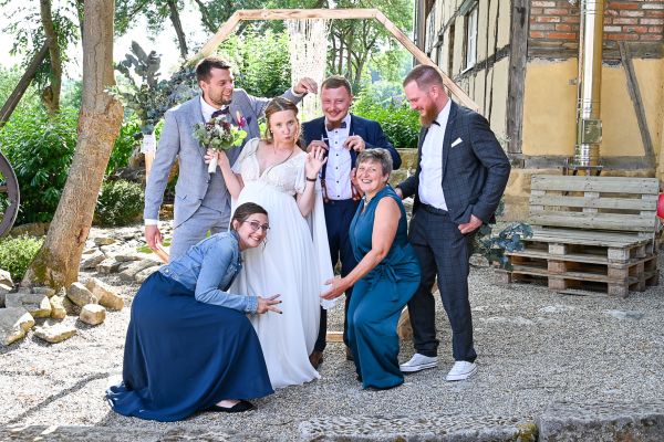 hochzeit-0034E235BEEF-9A15-F459-E49B-8D2E9F33A057.jpg