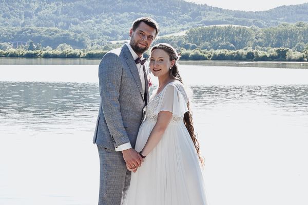 hochzeit-00372A58795E-E5A8-6ACE-76B0-564985363727.jpg